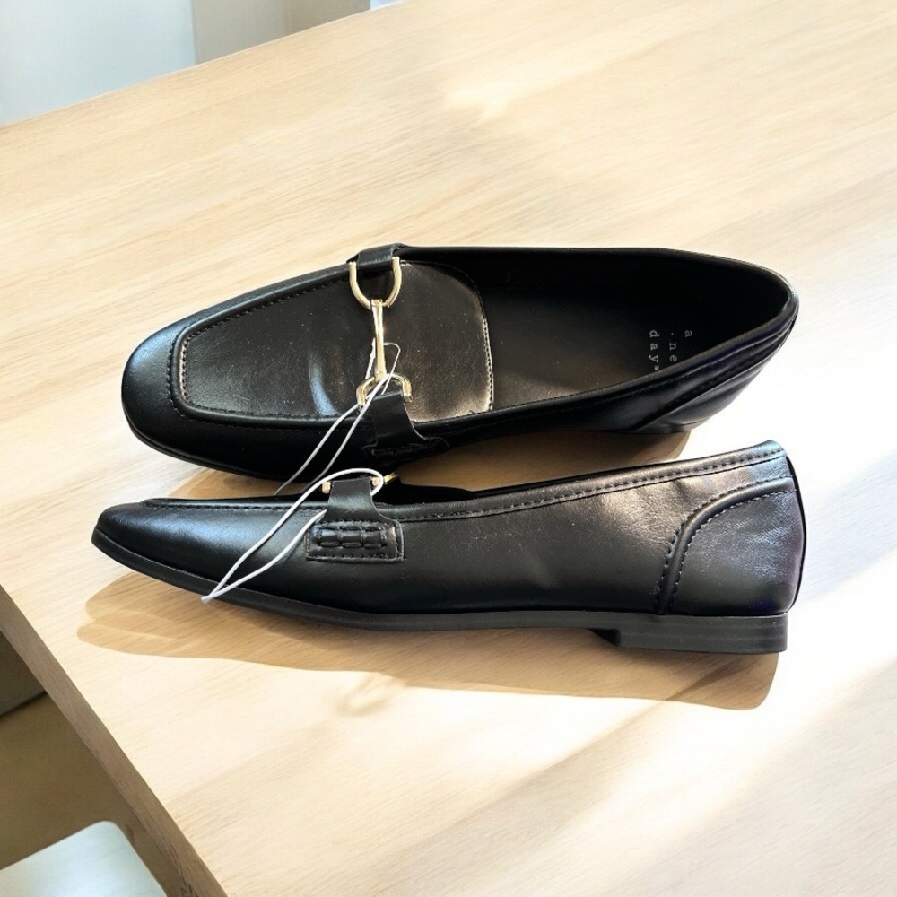 NEW A New Day Ladies size 8 Black Flats/Loafer Shoes - Picture 2 of 4